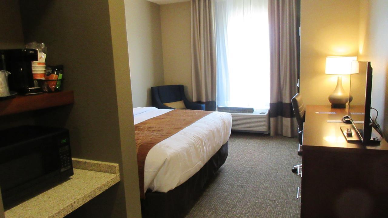Comfort Inn & Suites Boise Airport Exterior foto